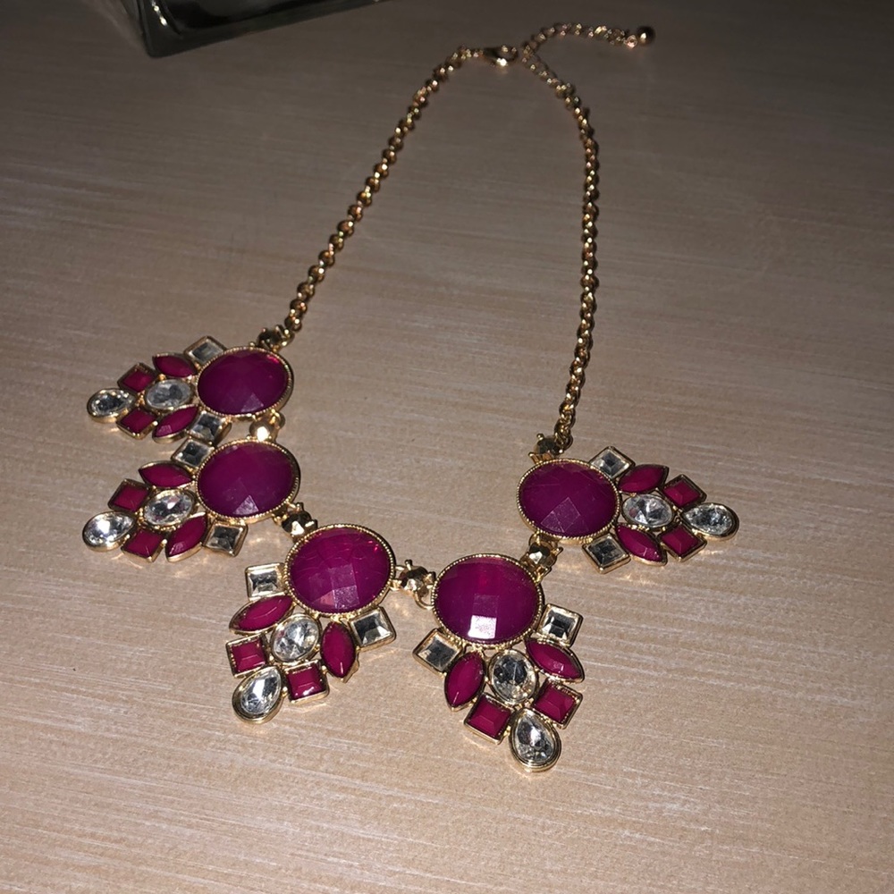 Statement necklace